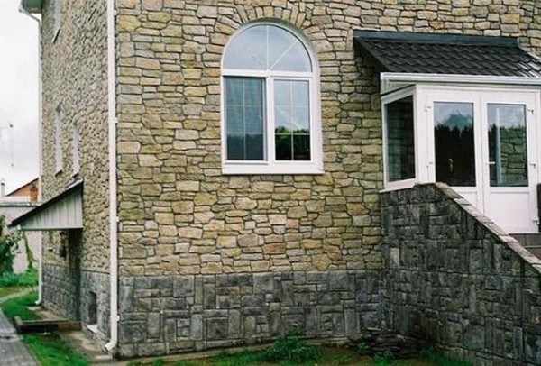 Облицовка плиткой фасада дома в минске