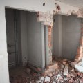 Стоимость демонтажа кирпичных стен в полкирпича